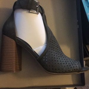 Women’s Hannah Pump